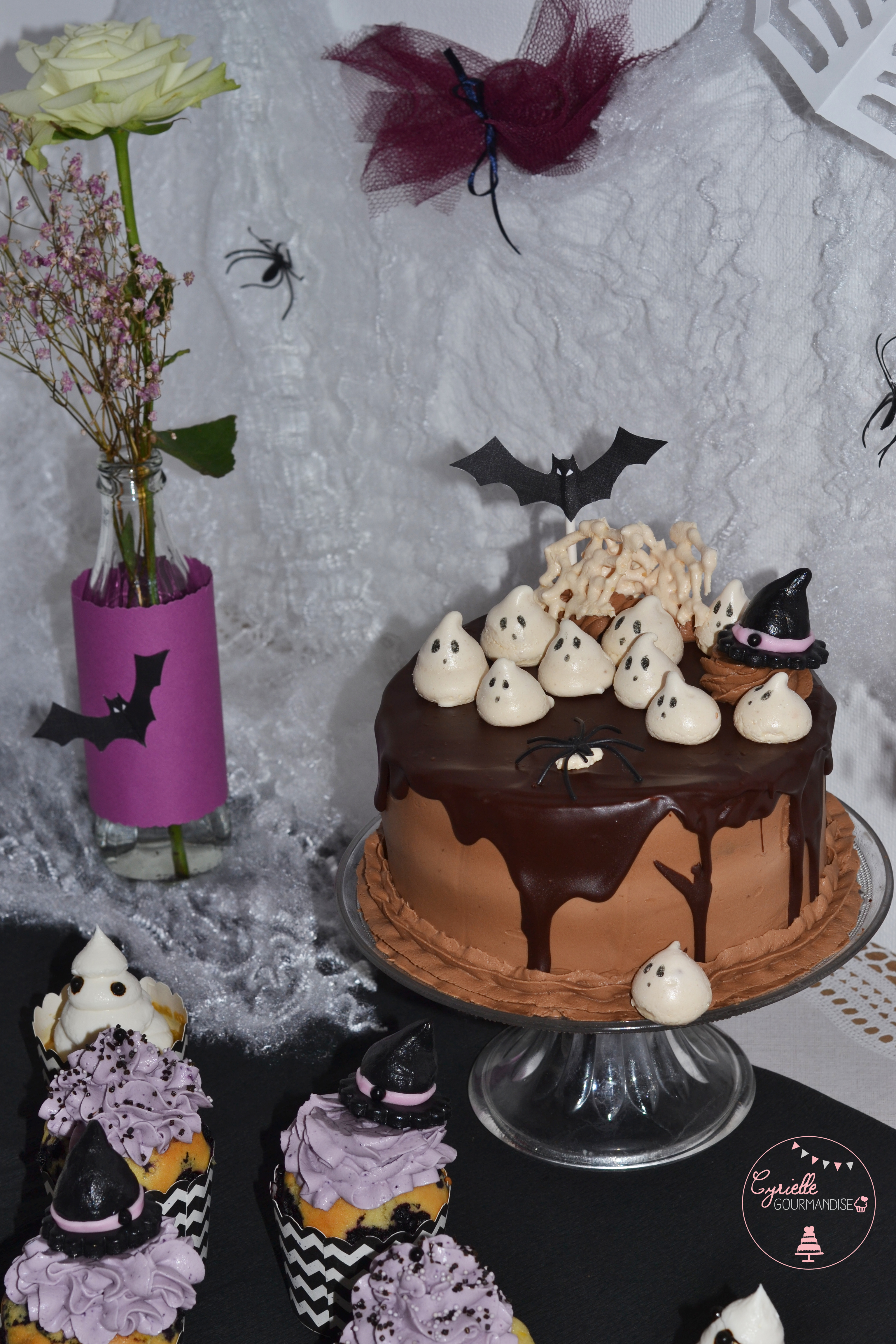 drippy-layer-cake-halloween