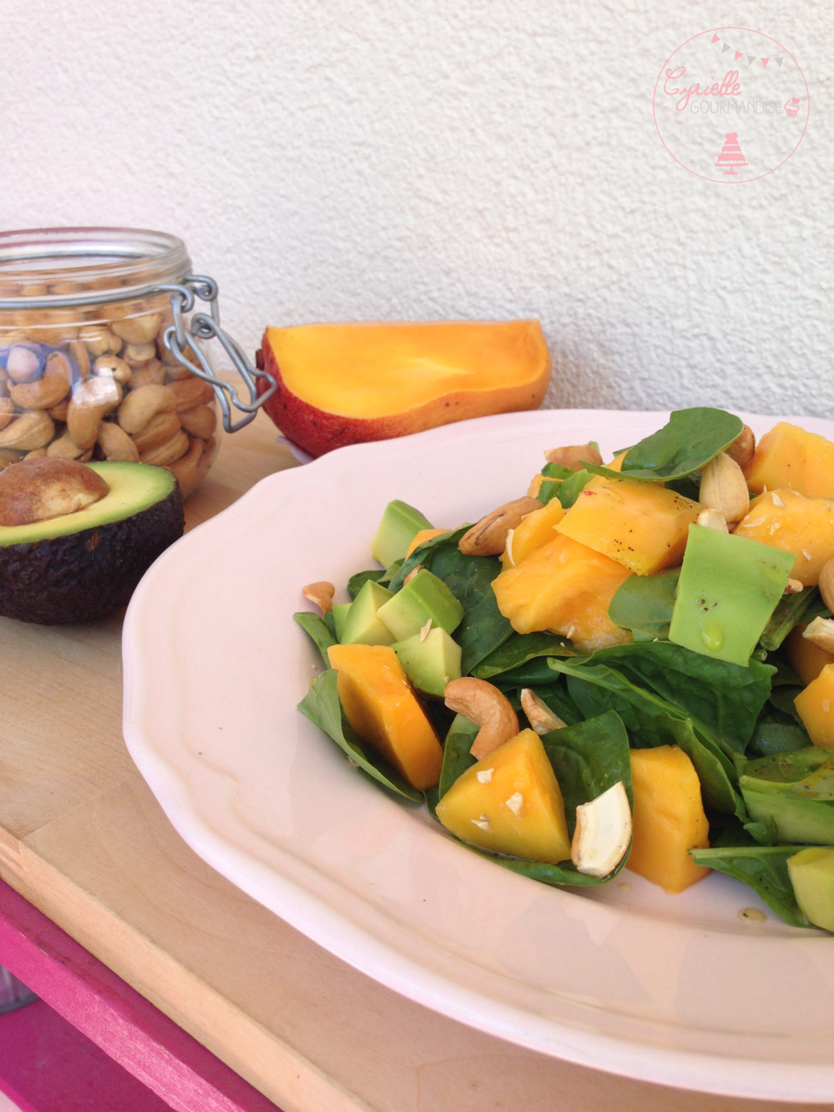 Salade Avocat-Mangue-Noix de Cajou – Inspiration du Vietnam