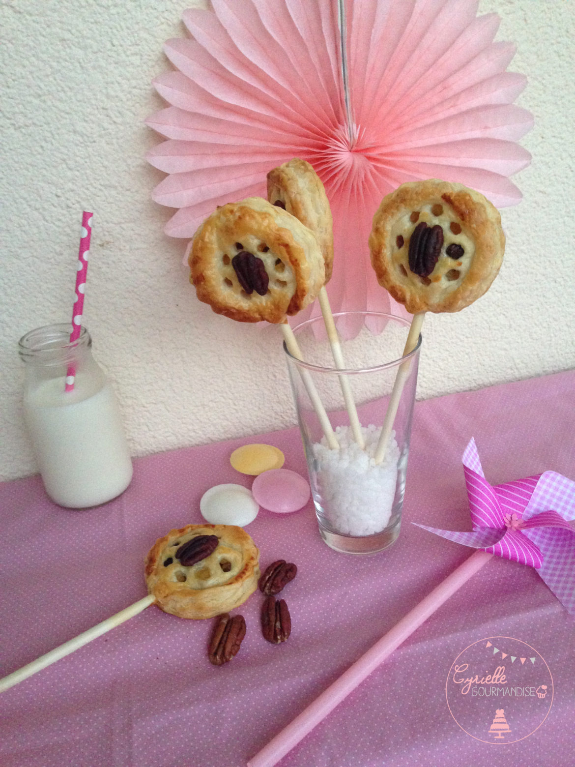 Pie Pops pomme-raisin-miel-noix de Pécan