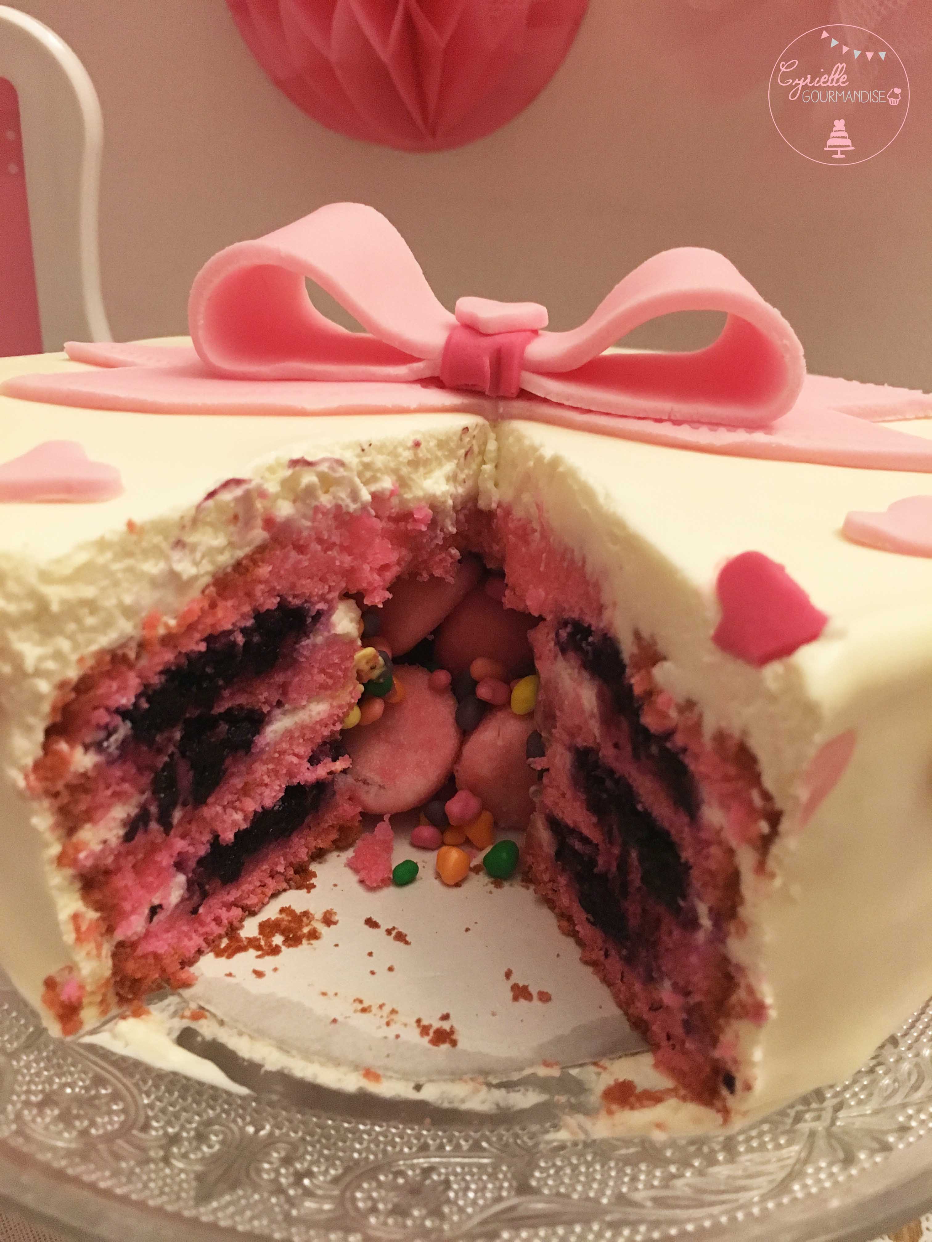 Love Cake Surprise intérieur 2