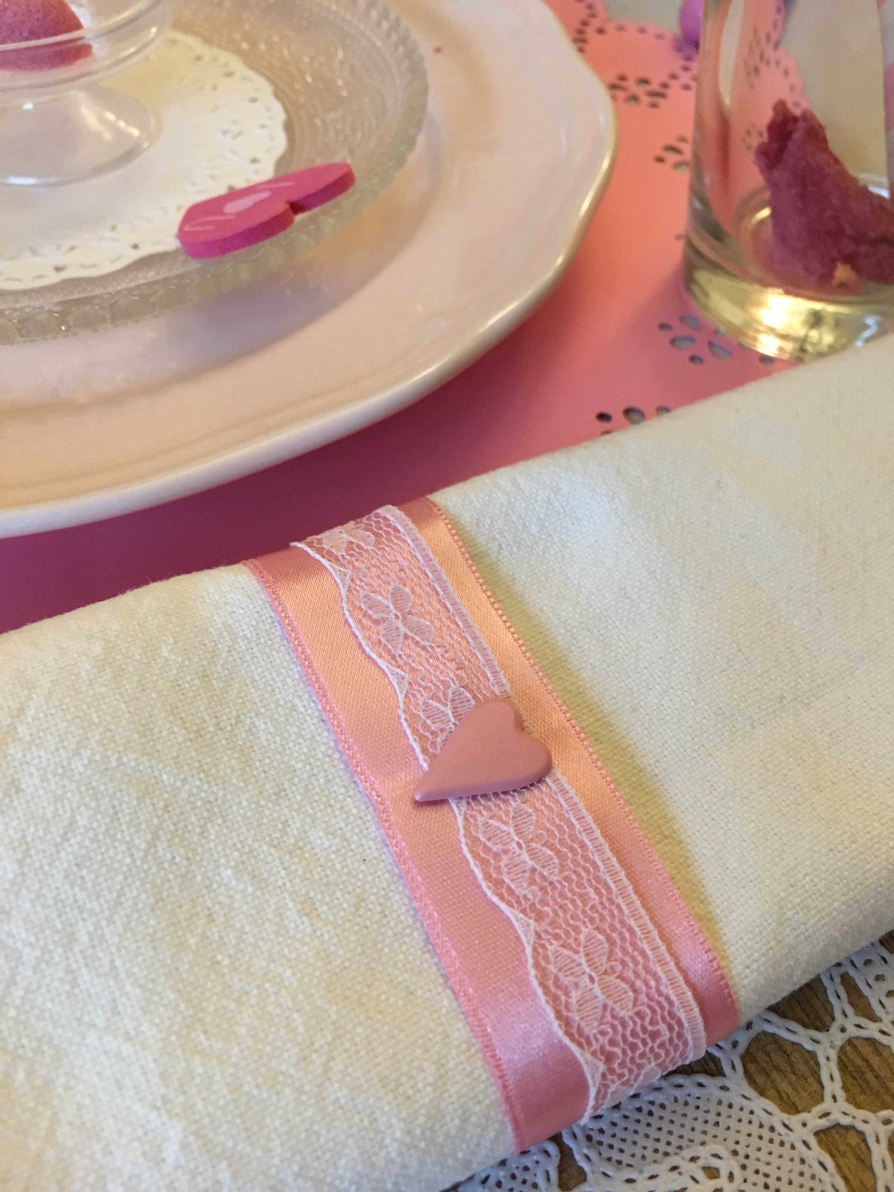 Table Love 3
