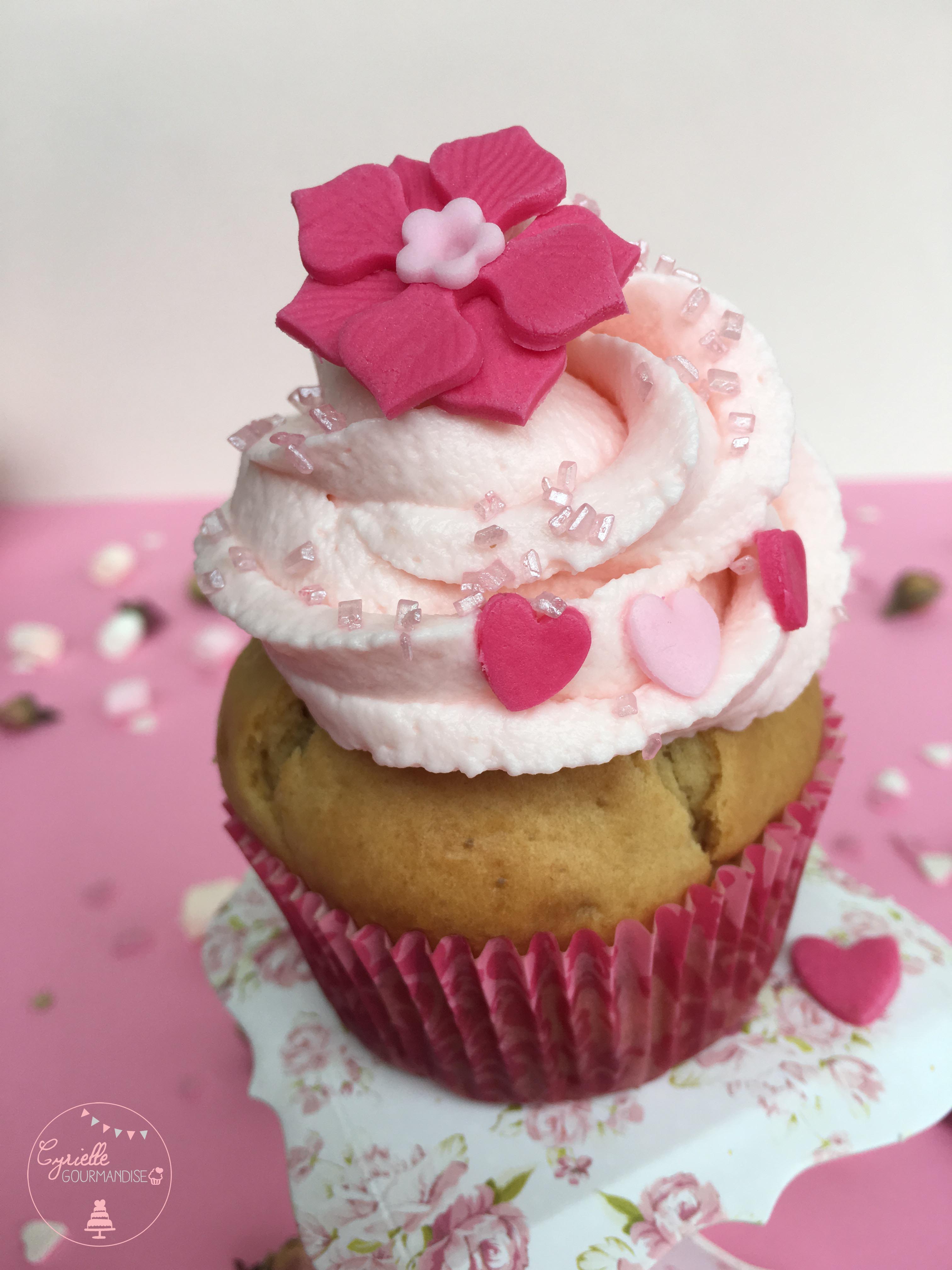 Cupcake rhubarbe rose 2