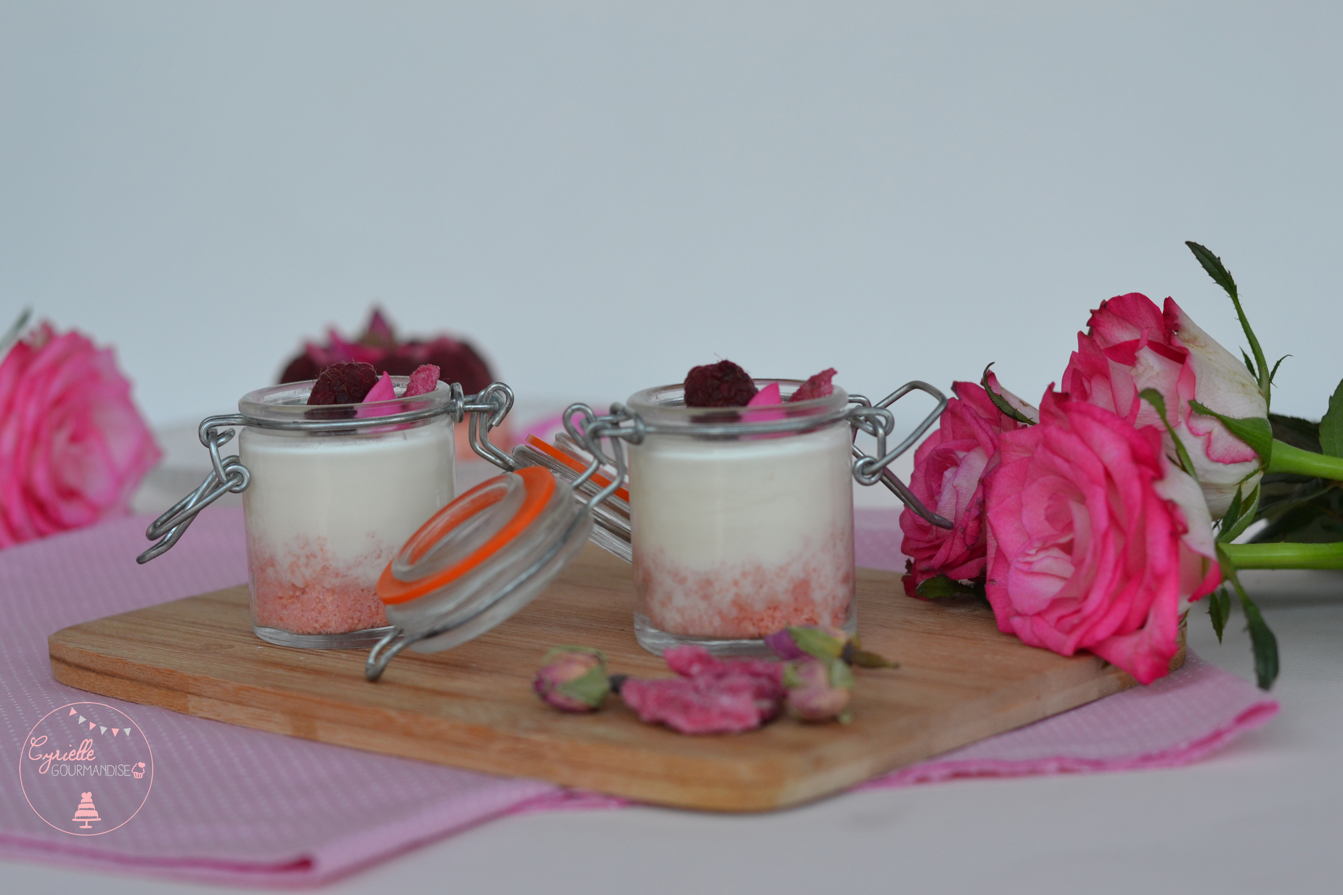 panna-cotta-rose-framboise-4