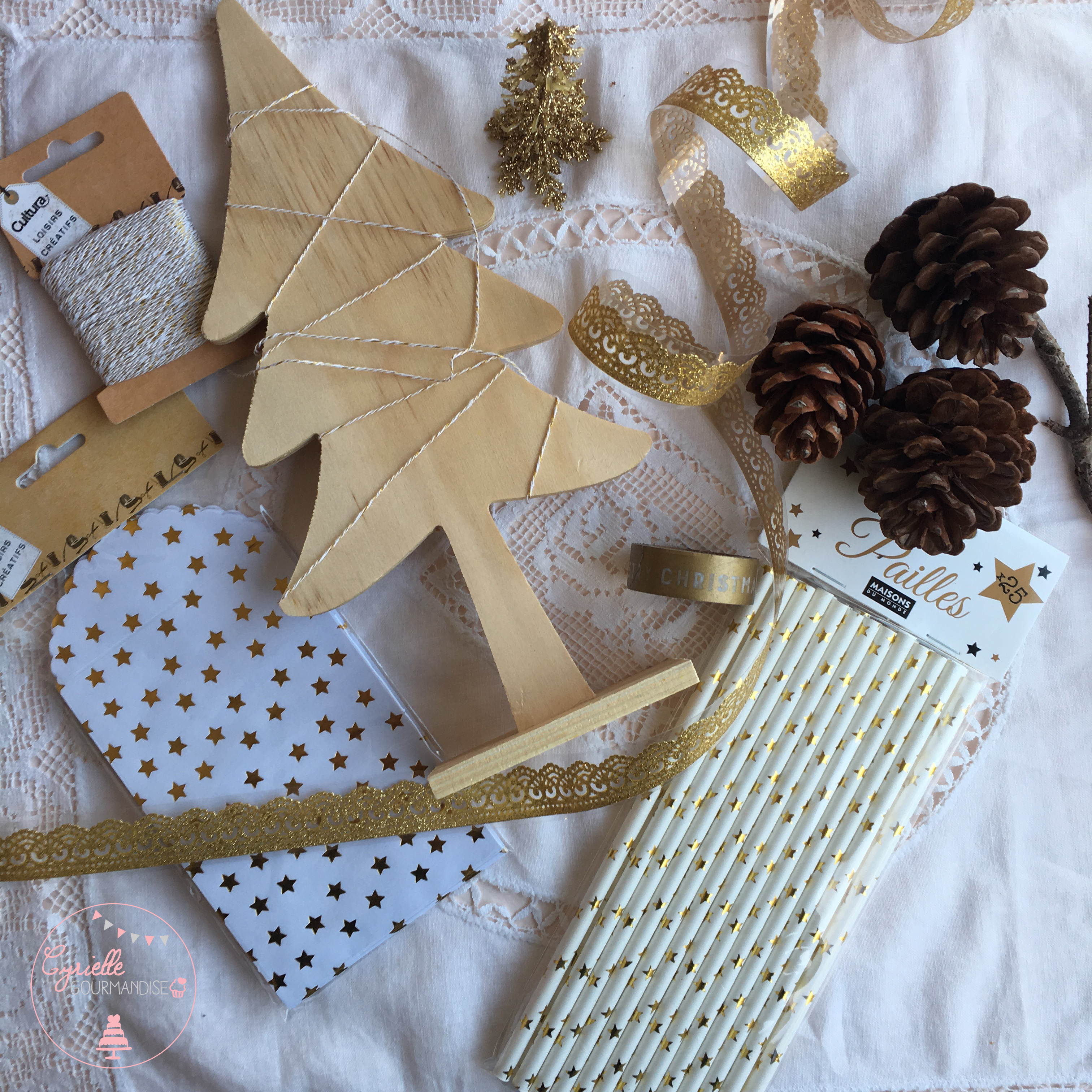 table-de-fete-or-noel-2016